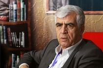 داریوش نویدگویی: کتاب هدیه کنیم / گروه اندکی از مردم امکان مشارکت در نمایشگاه مجازی را دارند