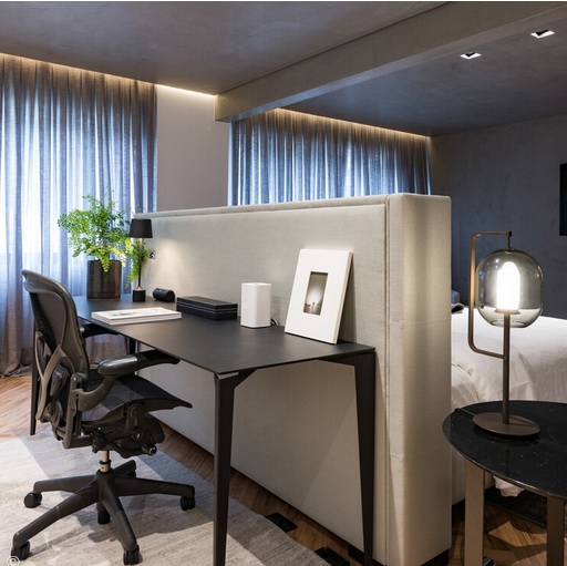 چراغ رومیزی