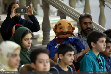 دیدار هنرمندان با نوجوانان نخبه به مناسبت روز کودک در موزه سینما