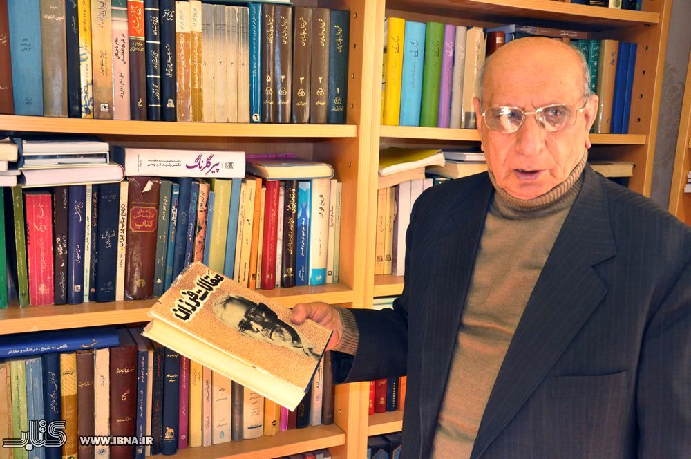 استاد راشد پژوهشگر زبان فارسی درگذشت